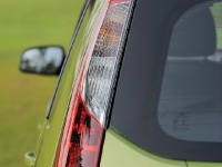 thumbs 2010 Ford Figo  (18) photo